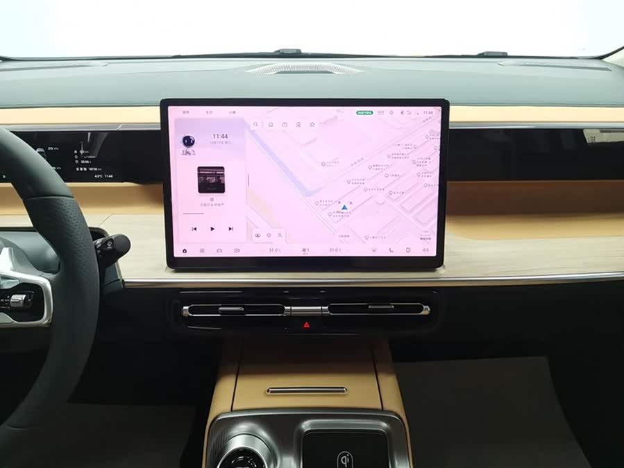 GAC Trumpchi E8 2024 car image #14