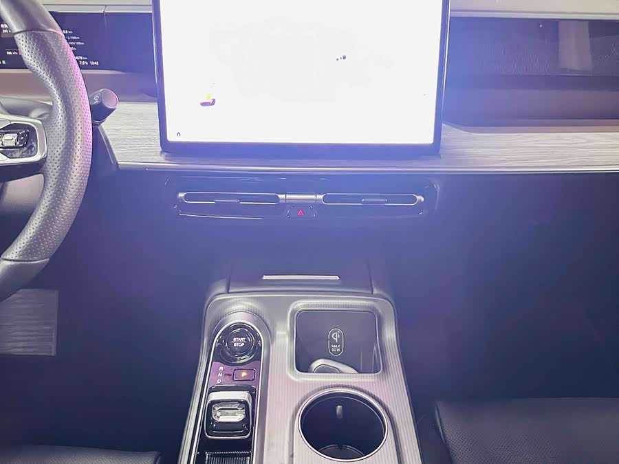 GAC Trumpchi E8 2024 car image #14