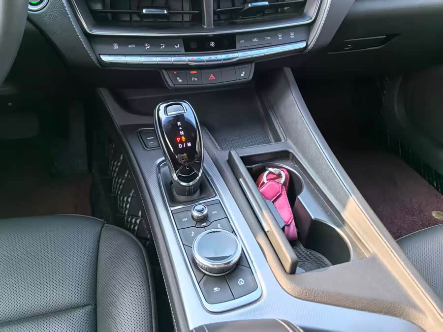 2021 car image #14