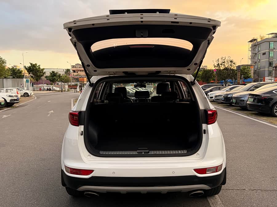 Kia KX5 2016 #14 Kia KX5 2016 car image #14