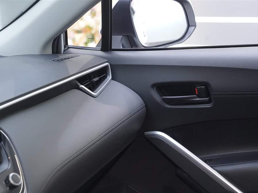 Toyota Corolla Cross 2024 car image #14