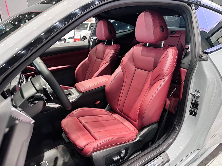 BMW 4 Series 2024 car image #14