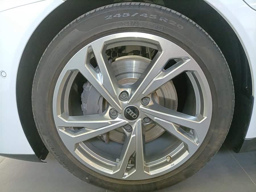 Audi e-tron GT 2024 #14 Audi e-tron GT 2024 صورة سيارة #14