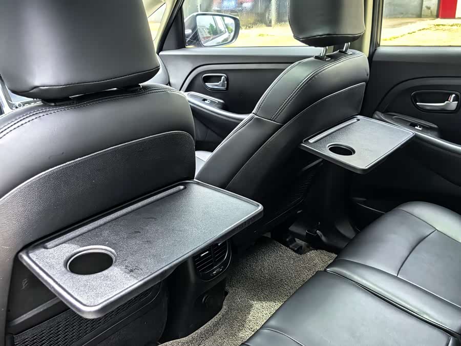 起亚 佳乐 2015 汽车图片 #14