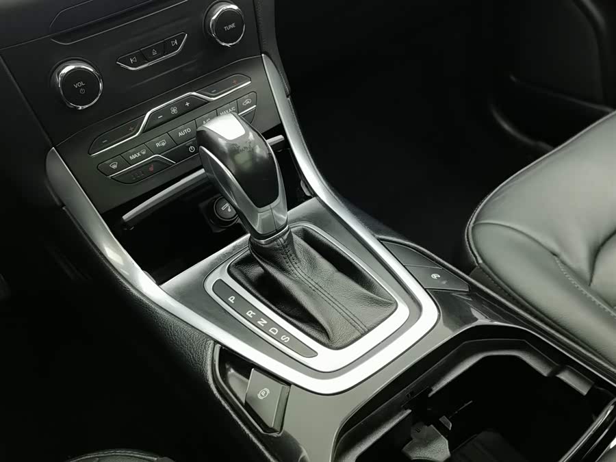 Ford Edge 2017 car image #14