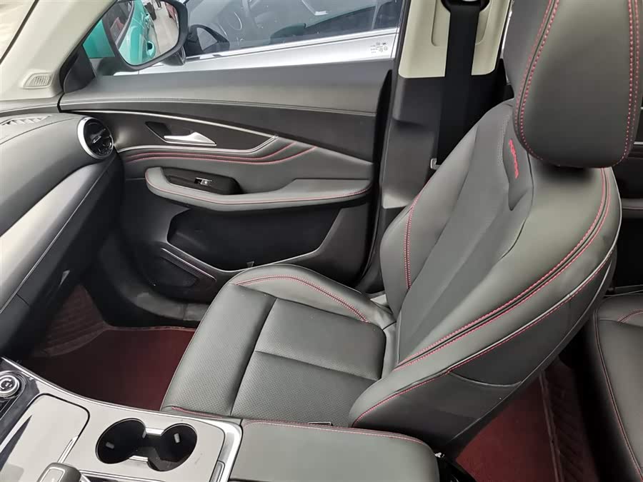 Forthing T5 EVO 2022 car image #14