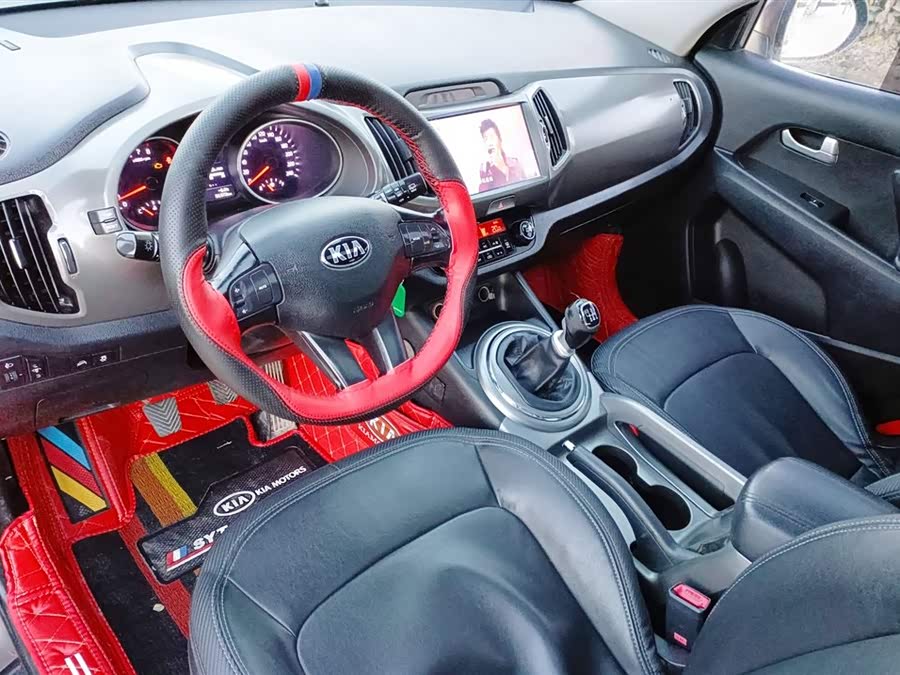 起亚 智跑 2015 汽车图片 #14