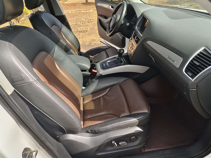 Audi Q5 2018 image de voiture #14