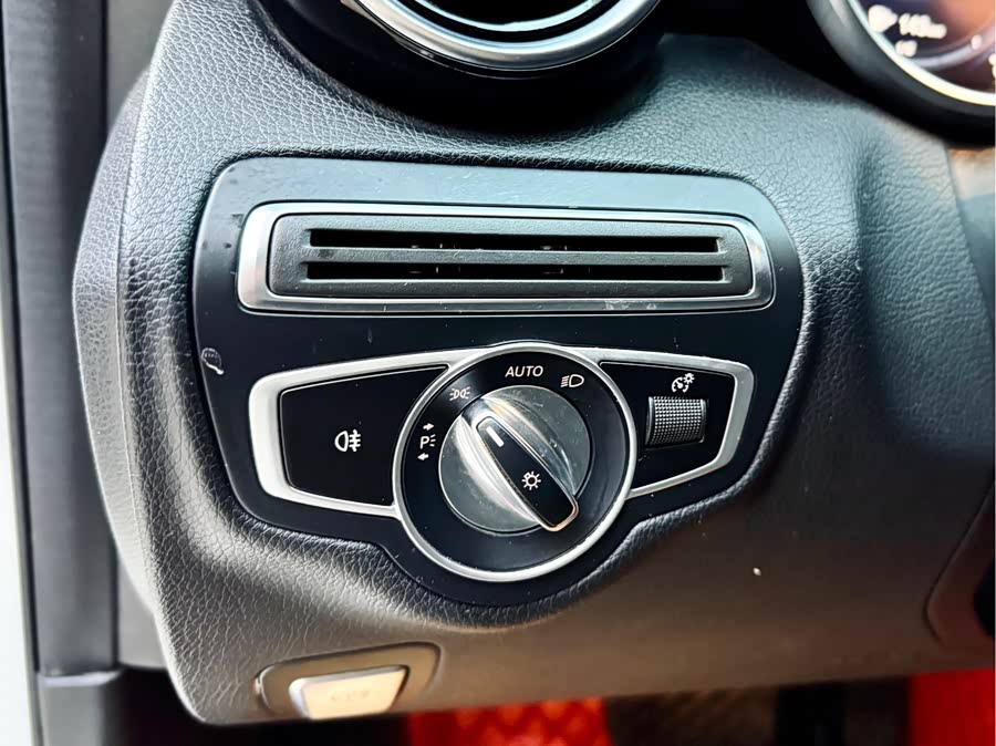 Mercedes-Benz C Class 2019 #14 Mercedes-Benz C Class 2019 car image #14