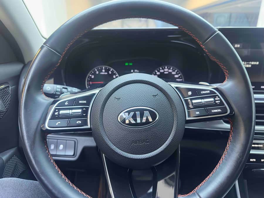 Kia Stonic 2021 image de voiture #14