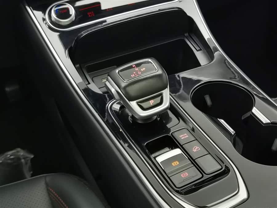 Forthing T5 EVO 2021 car image #14