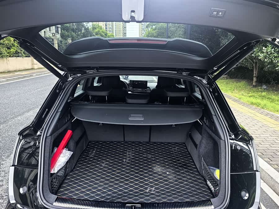 Audi Q5L 2023 car image #14