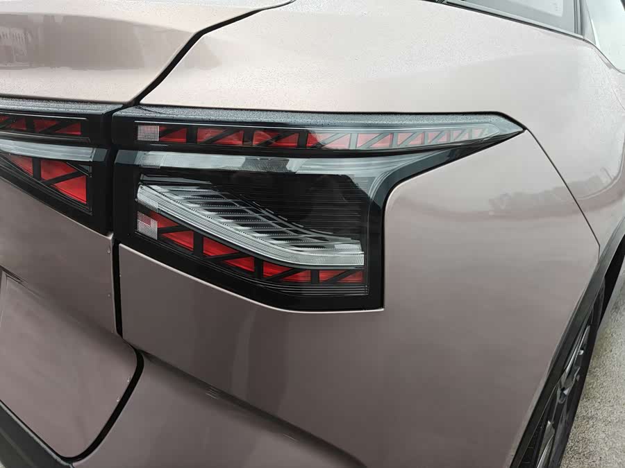 Toyota bZ3 2023 immagine di auto #14