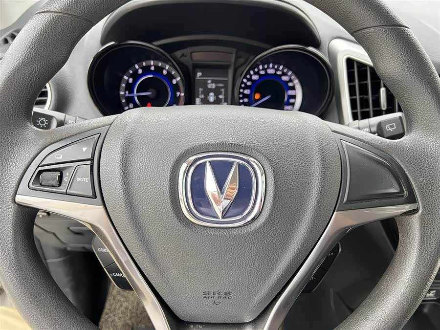 长安 长安CS15 2017 汽车图片 #14