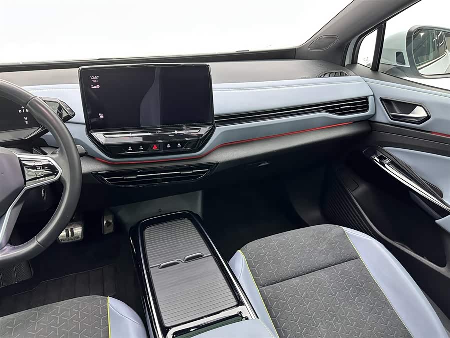 Volkswagen ID.4 X 2022 immagine di auto #14