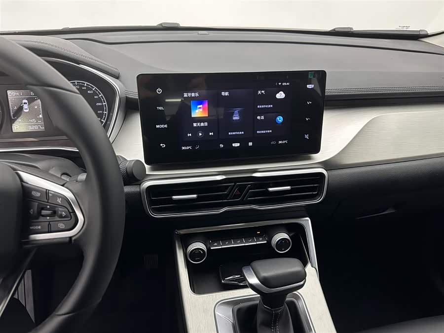 GEELY Coolray 2025 car image #14