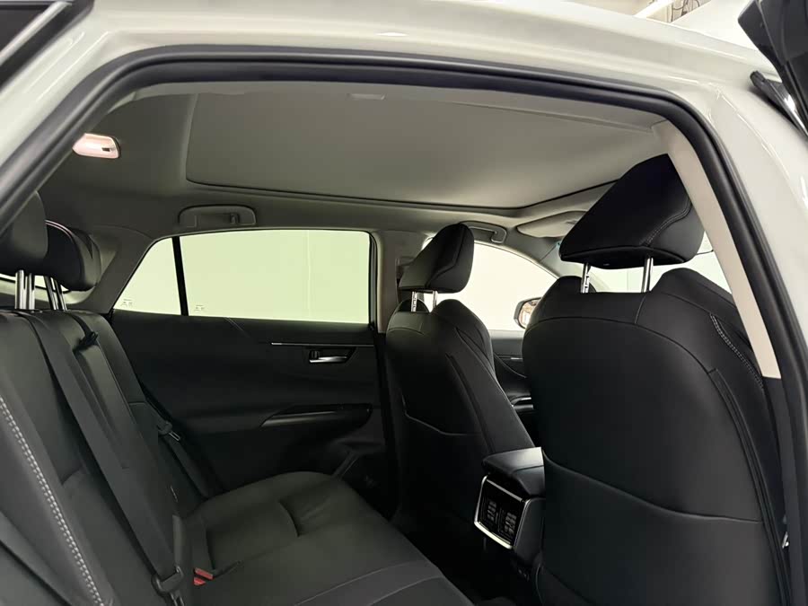 Toyota Venza 2022 car image #14