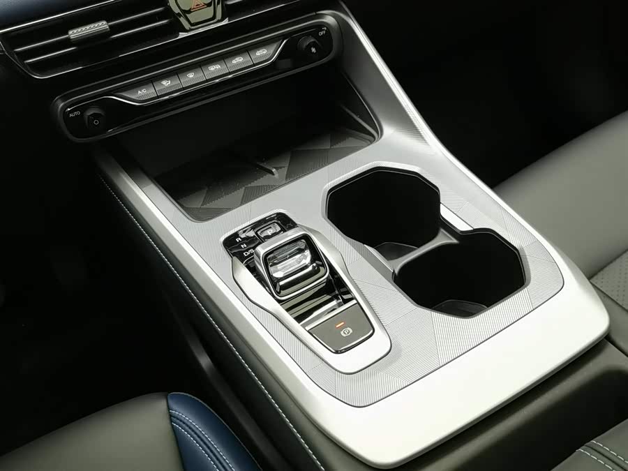GAC Trumpchi GS3 2025 car image #14
