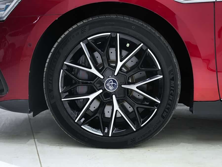 BYD Han 2023 car image #14