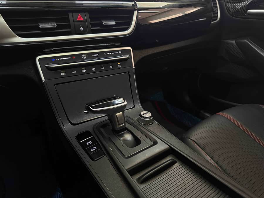 Kia Stonic 2021 image de voiture #14