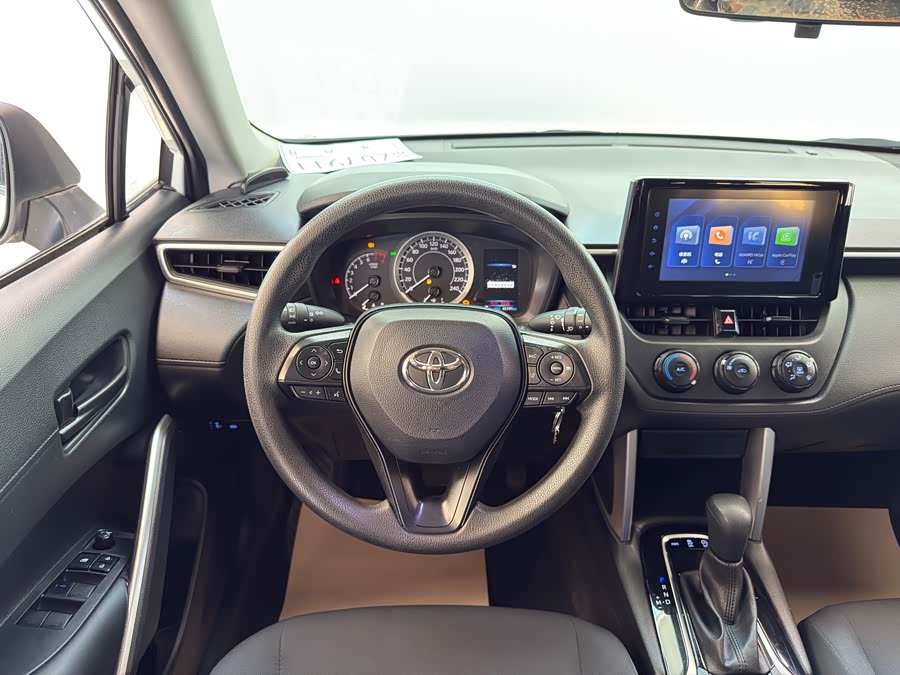 Toyota Corolla Cross 2023 #14 Toyota Corolla Cross 2023 car image #14