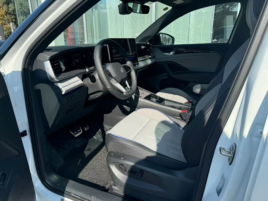 Volkswagen Tayron 2025 #14 Volkswagen Tayron 2025 immagine di auto #14