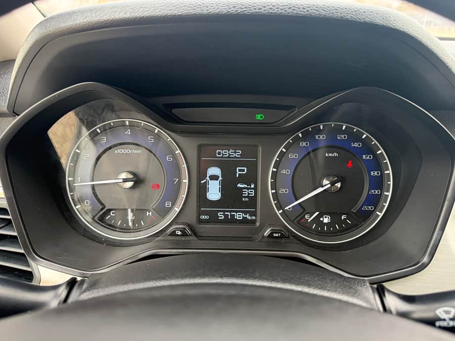 GEELY Vision X3 2020 car image #14