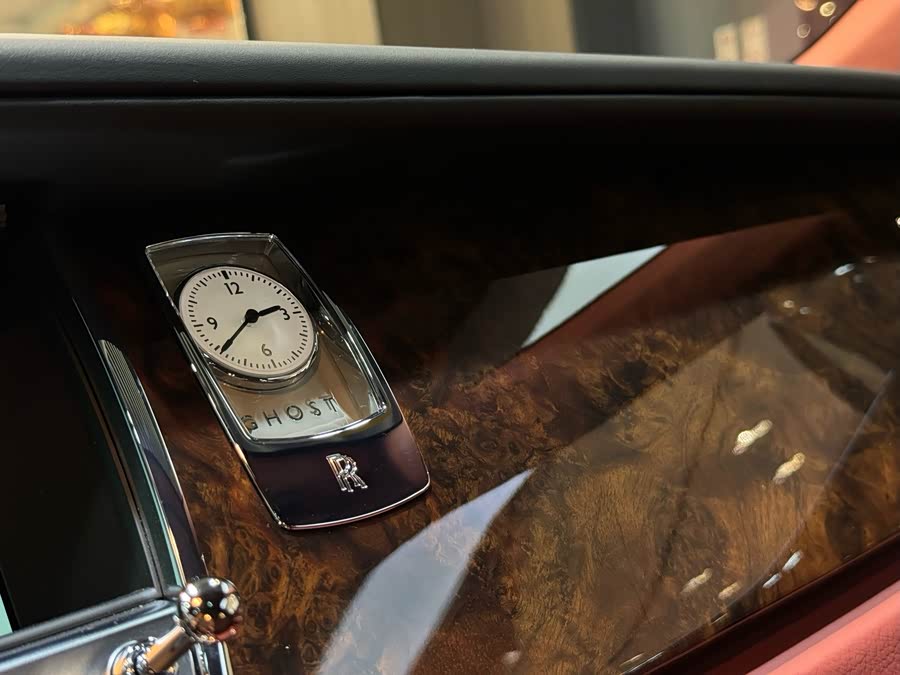 Rolls-Royce Ghost 2015 car image #14