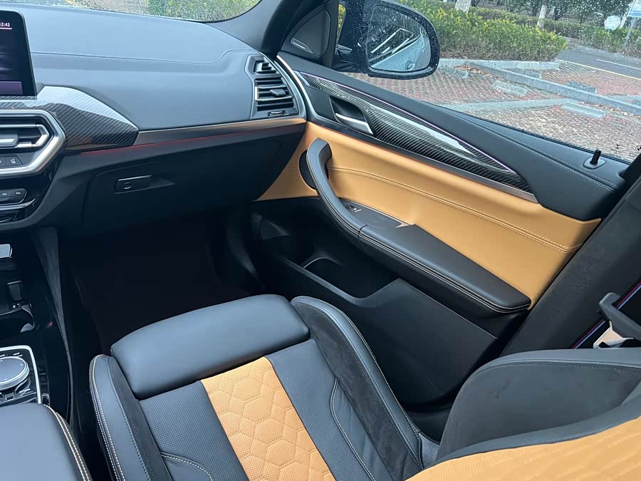 BMW X4 M 2023 car image #14