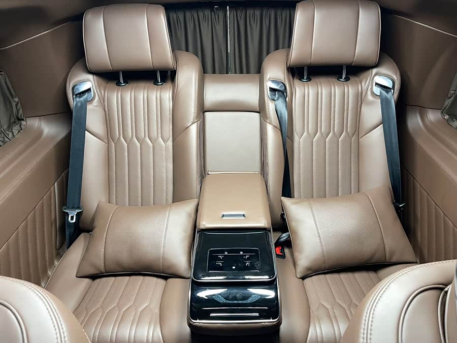 Mercedes-Benz V Class 2025 car image #14