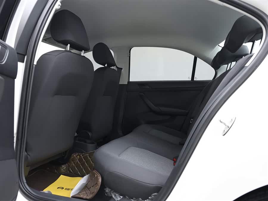 Volkswagen Santana 2021 car image #14