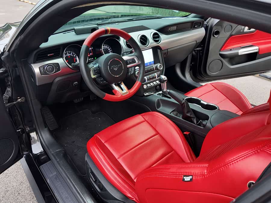 Ford Mustang 2022 car image #14