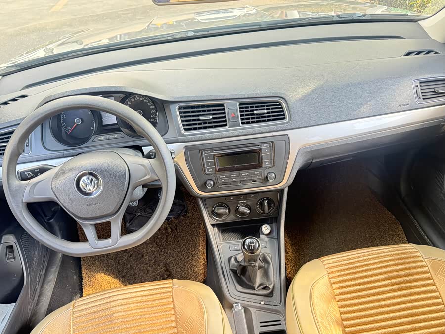 Volkswagen Lavida 2014 car image #14