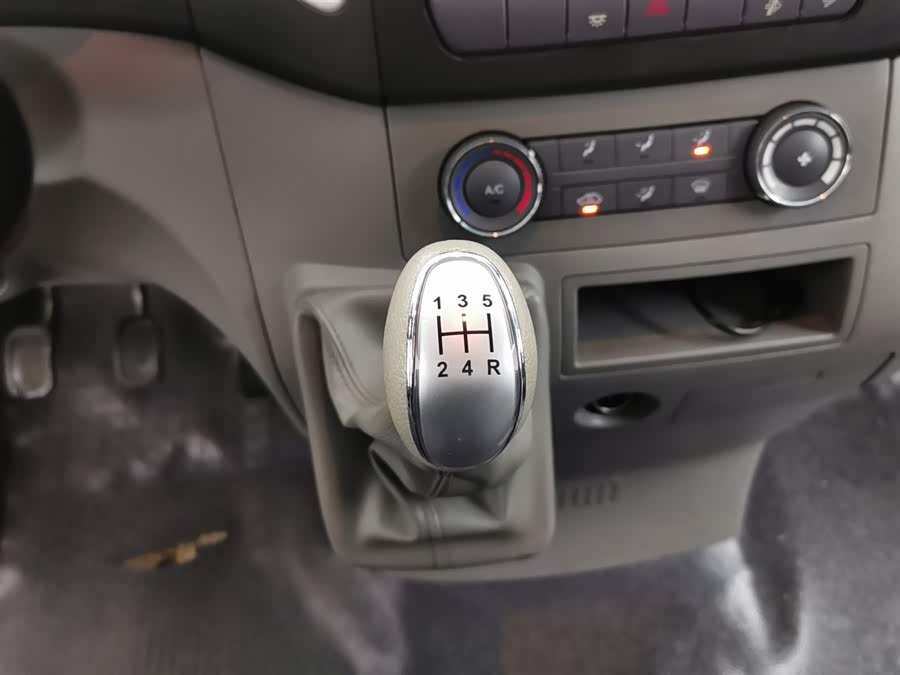 JAC 2023 #14 JAC 2023 imagen de coche #14