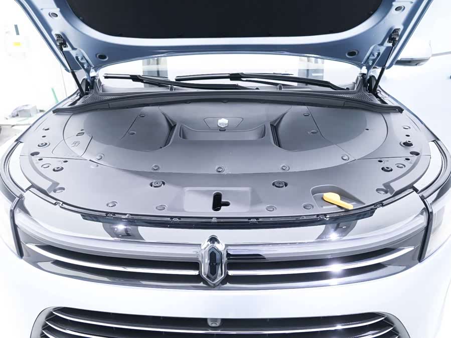 2023 car image #14