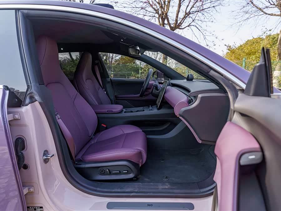 NIO ET5 2023 car image #14