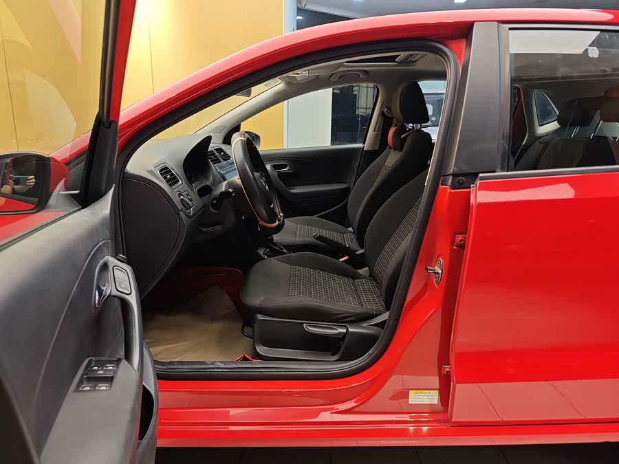 Volkswagen Polo 2018 #14 Volkswagen Polo 2018 car image #14