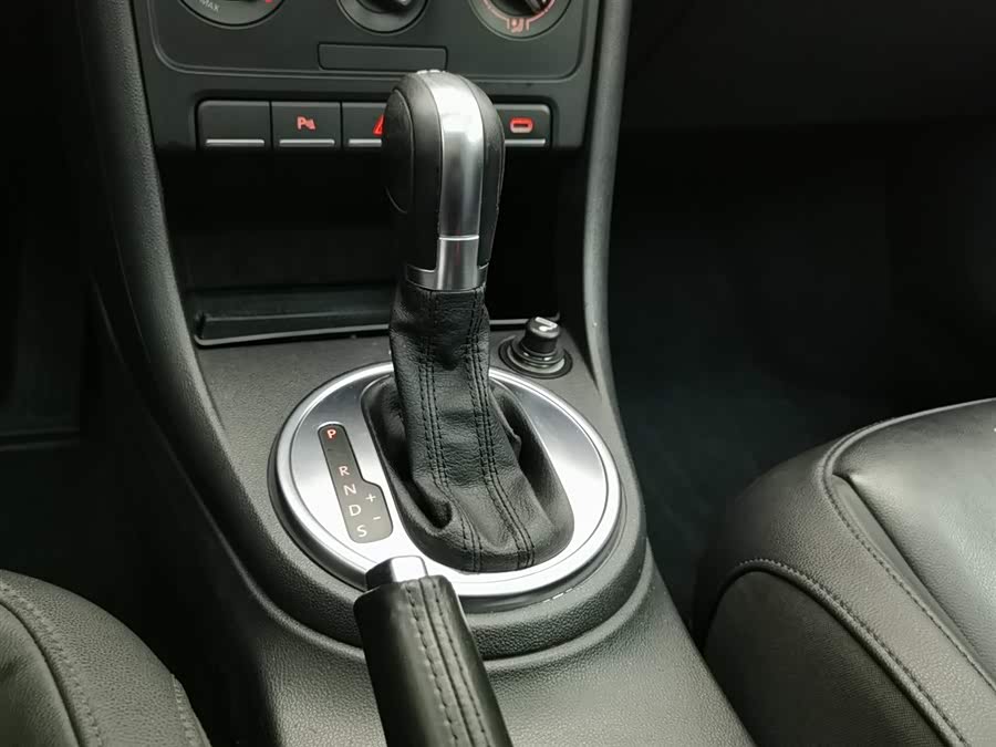Volkswagen Beetle 2016 #14 Volkswagen Beetle 2016 car image #14