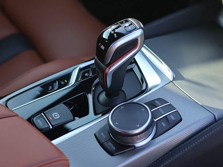 BMW M5 2020 صورة سيارة #14