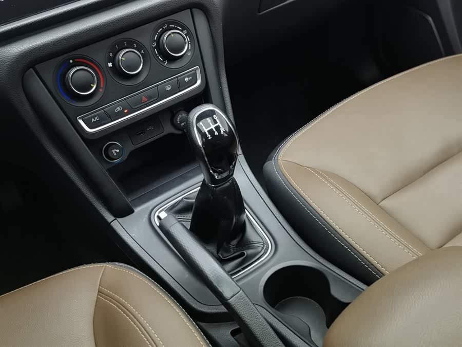 Chery Tiggo 3 2019 #14 Chery Tiggo 3 2019 car image #14