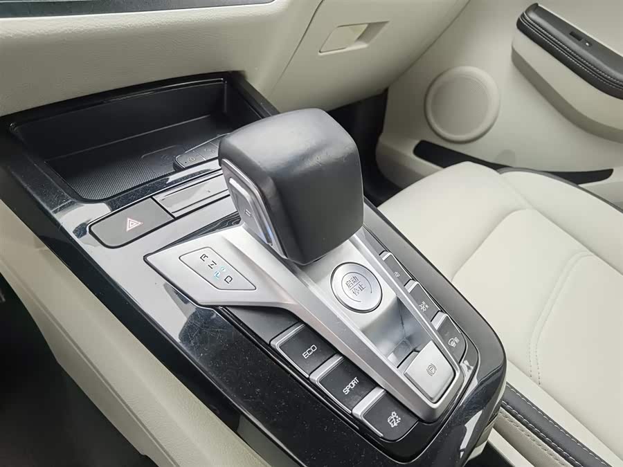 BYD Yuan Pro 2022 #14 BYD Yuan Pro 2022 car image #14