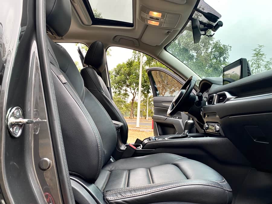 Mazda CX-5 2020 immagine di auto #14