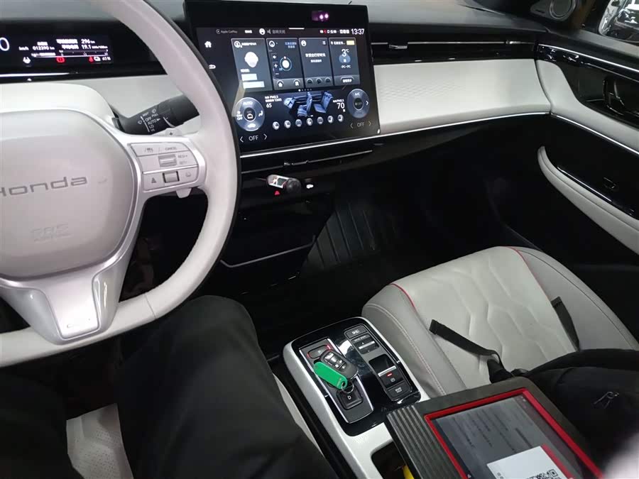 Honda e:NS2 2024 #14 Honda e:NS2 2024 car image #14