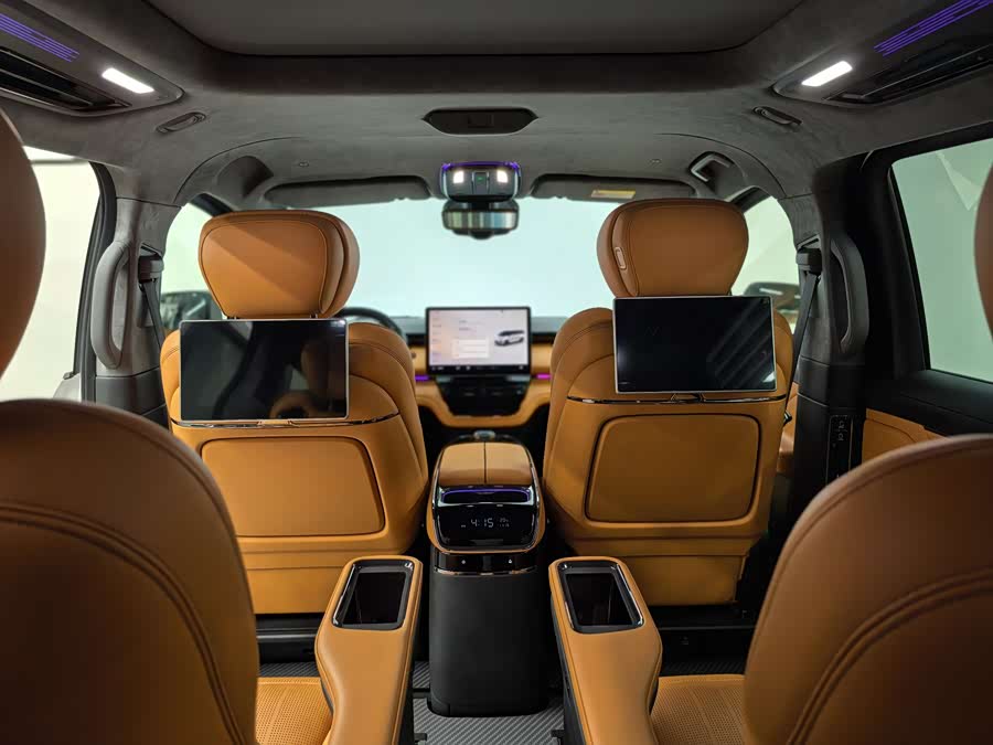 GEELY 2023 #14 GEELY 2023 immagine di auto #14