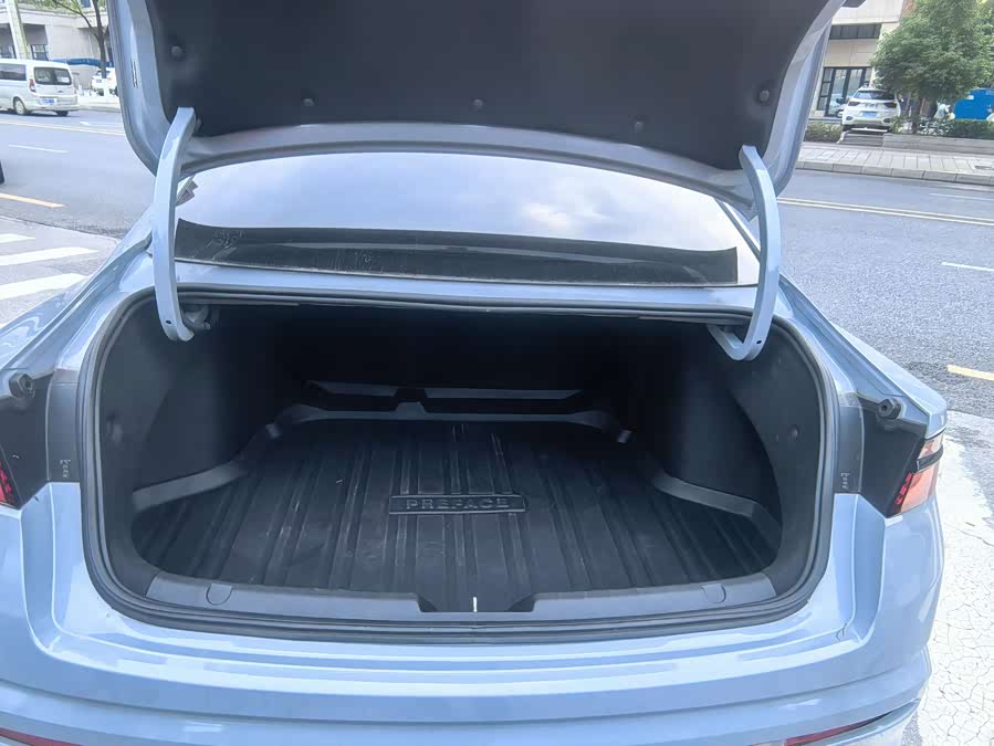 GEELY Preface 2022 #14 GEELY Preface 2022 car image #14