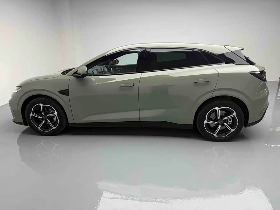 BYD Seal 06GT 2025 car image #14