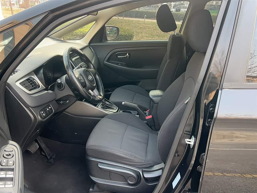 起亚 佳乐 2015 汽车图片 #14