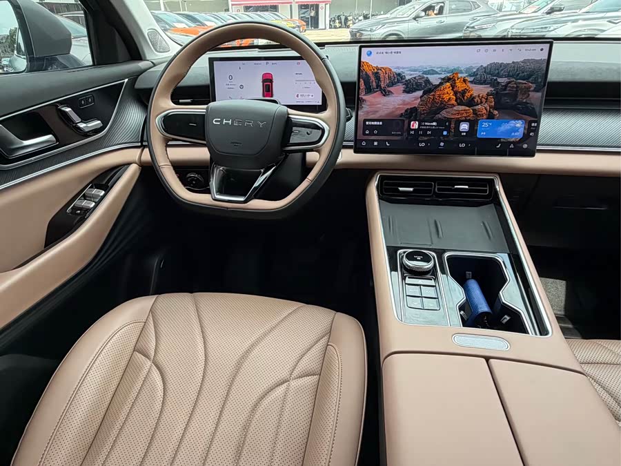 Chery Tiggo8L 2025 immagine di auto #14