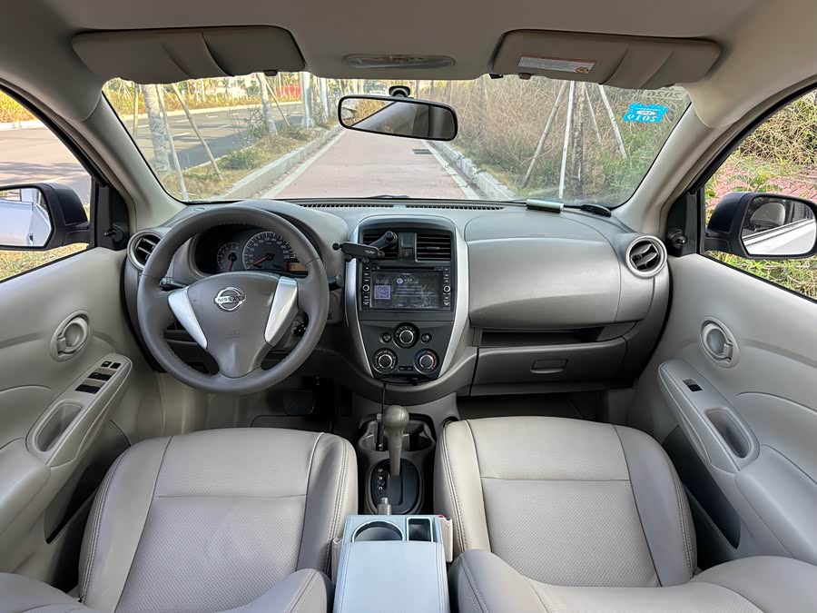 Nissan Sunny 2017 car image #14