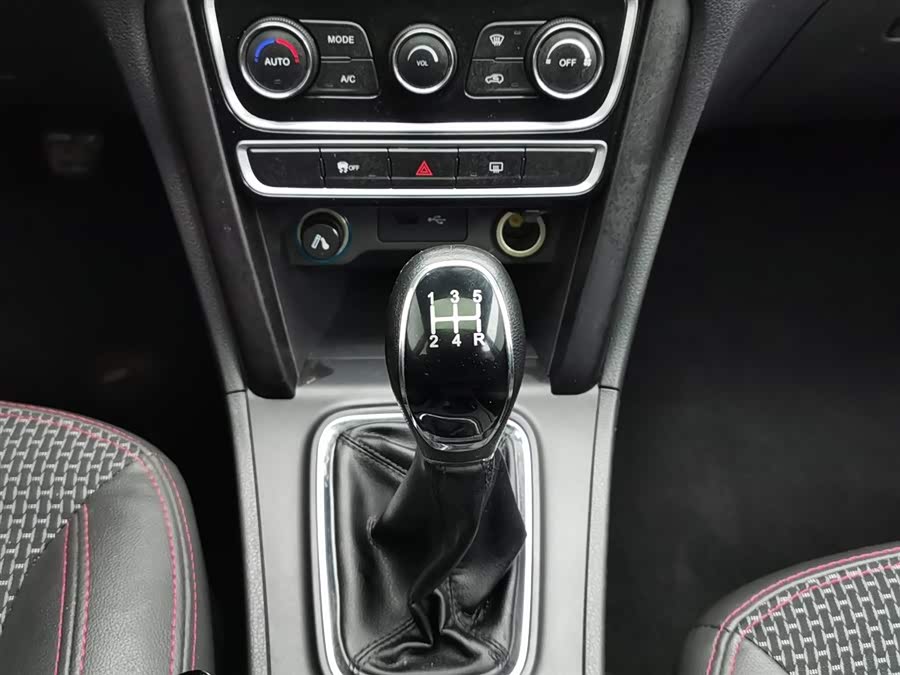 Chery Tiggo 3 2016 #14 Chery Tiggo 3 2016 car image #14